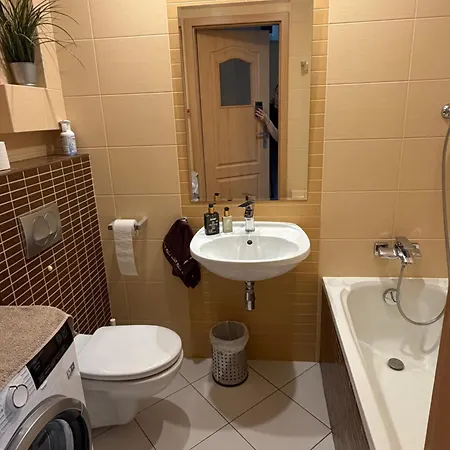 Krass Przestronne Mieszkanie Apartman
